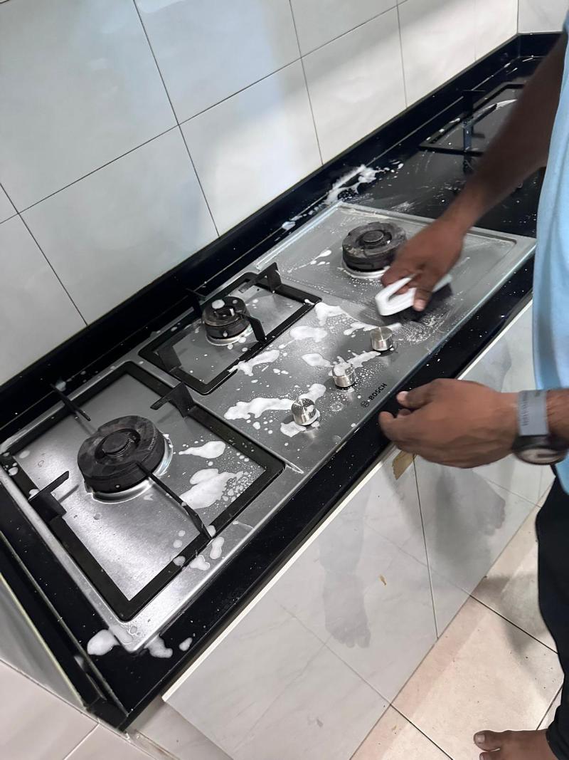 Kitchen cleaning